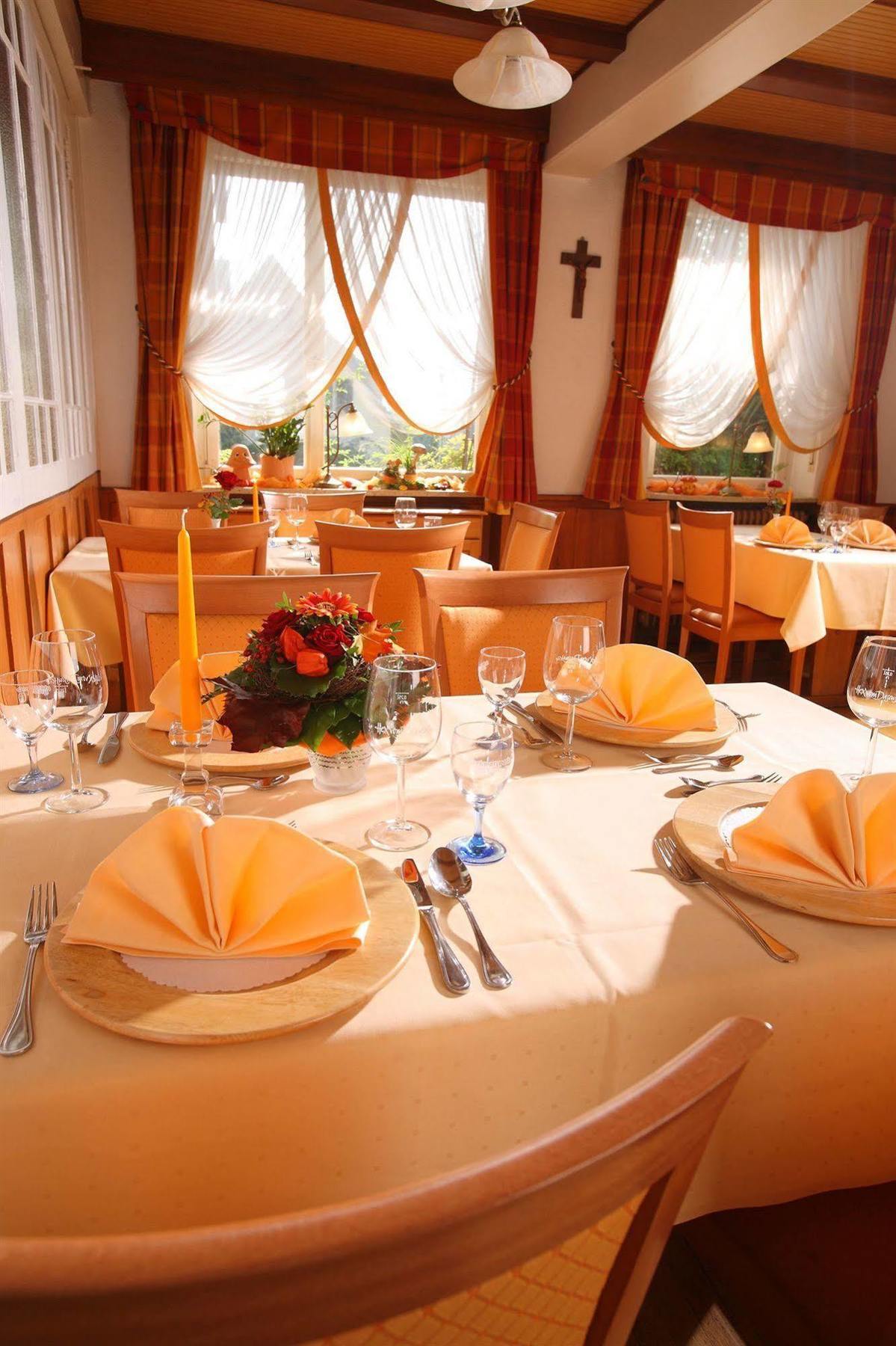 Landhotel Salmen Oberkirch  Eksteriør bilde